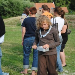 Uitladen Materiaal  12 - Scouts en Gidsen Zaventem 